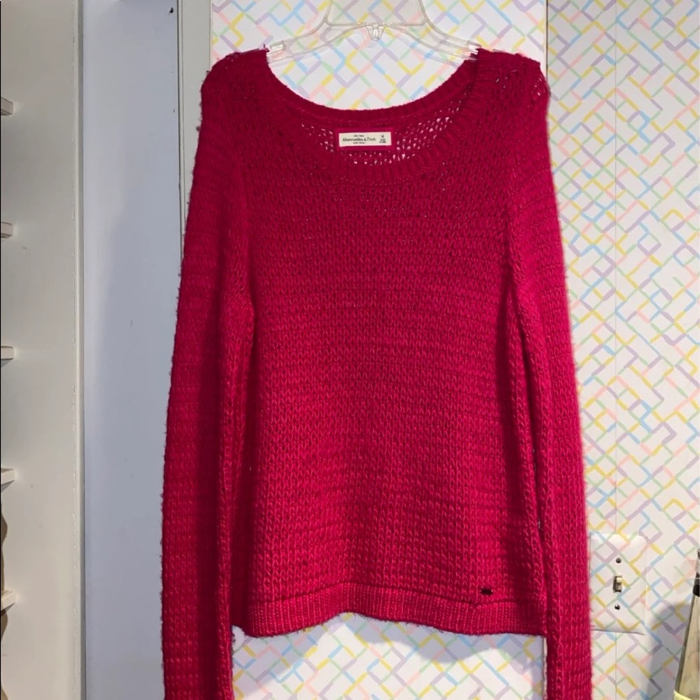 ✨ A&F Cable Knit Sweater 🌟